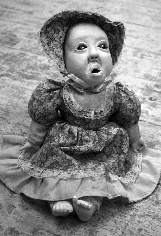 Anne - Porcelain, platinum lutre, found clothes Anne - Porcelain, platinum lutre, found clothes